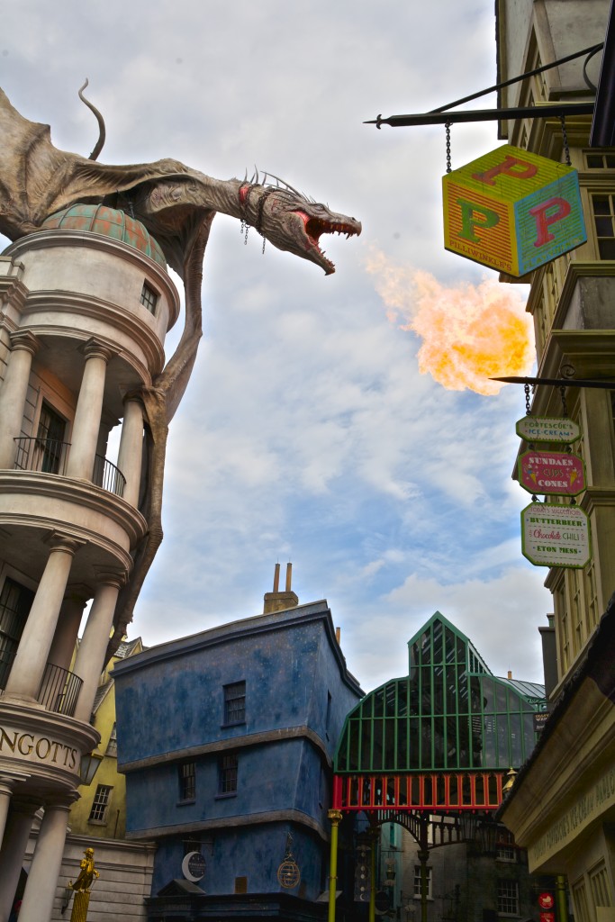 Gringotts' Dragon, Diagon Alley, Harry Potter