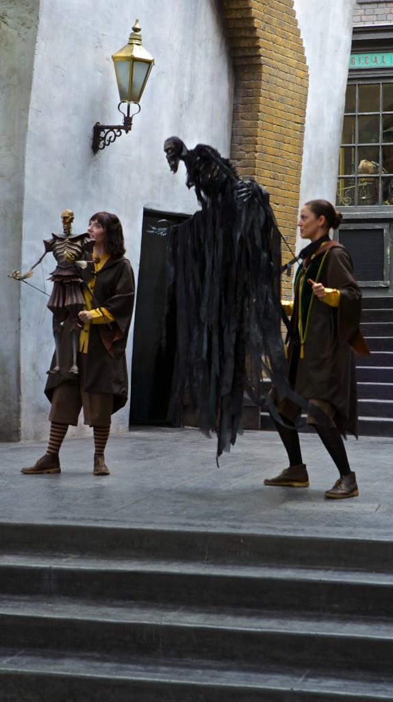 Puppeteer, Beetle the Bard, Harry Potter, Diagon Alley